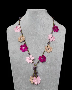 Crocheted Necklace with Daisy Motif - Pink & Fuschia